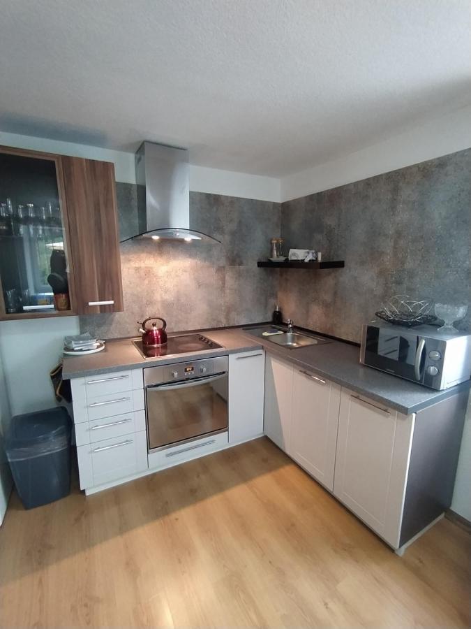 Apartman Karin Huty Экстерьер фото