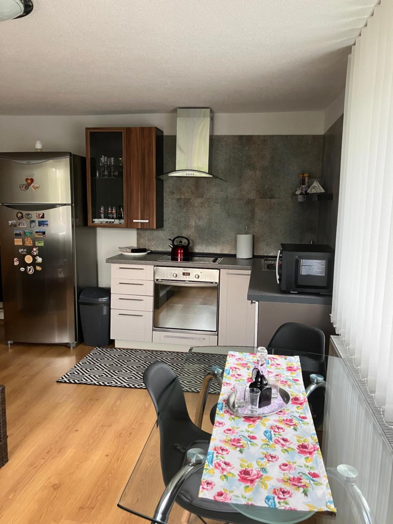Apartman Karin Huty Экстерьер фото